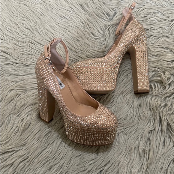 Steve Madden Sparkling Tan Platform Heels - Picture 5 of 5